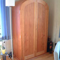 Wohnzimmerschrank