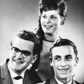THE NEW HEADLINES vlnr: Kees van Dijk - Mia van Oosterhout - Hans van Dijk (fotocollectie: Kees van Dijk)