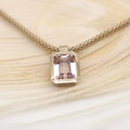 "Samantha" - Collier Sandgold 750 mit Morganit, 2787.-
