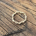 Gelbgoldring 750, 396.-