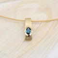 "Summer" - Anhänger Gelbgold 750 mit Topas (602.-) an Goldcollier (762.-)