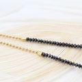 Diamantcollier "Dual" mit schwarzen Diamanten und Gelbgoldverschluss 750, 2310.-