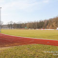 Fußballplatz und Laufbahn