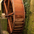 Neues Mühlenrad wurde in Billerbeck an der Wassermühle installiert