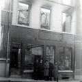 Rue de Charleroi 18 - Le café Le Chat noir (coll. Leclercq)