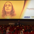 Film Yogananda à Tous, avec Micheline Flak - organisation : Via Energetica