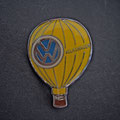Volkswagen Ballon Pin gelb glasiert