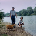 John, Mum & Pip, River Severn (Holt Fleet) 1979