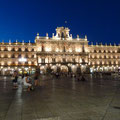 Plaza Mayor de Salamanca à la tombée  de la nuit