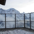 Hoch in den Alpen, ohne Windschutz wäre gar kein Terrassenbetrieb möglich