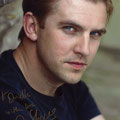 Dan Stevens as Matthew Crawley