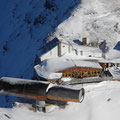 Bergstation der Karwendelbahn mit Kanonenrohr
