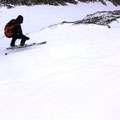 Flour im steilen Gelände, sicher am Ski
