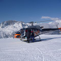 Héliportage permanent des hommes et du personnel sur le site du puits blindé de Emosson (74)