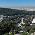 Blick von der Akropolis auf den Filopappou Hill.