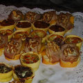 Mini-Quiches mit Lachs und Dillcrème, Tomate, Ziegenfrischkäse... (Hochzeit Sina/Philipp)