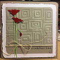 Glückwunschkarte in Farbe taupe mit roter Blume