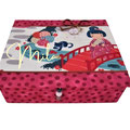 Mädchen-Schmuckschachtel M Japanstoff kleine Geisha und pinke Tupfen OHNE Lederband, personalisierbar 