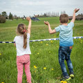 Bell 206 Jet Ranger, HB-XXO, Rundflugtage Wängi Aktiv 2018, Waving kids