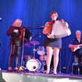 Karine avec l'orchestre d'Alexandre Paris