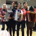 Karine, Mady, Floria et ....Gilou en gala à Etrechy