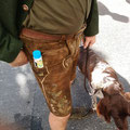 wenn man kein Messer dabei haben darf...Hundestreichtwurst :-)