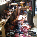 Walesの昔の靴職人の様子