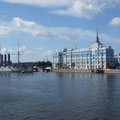 St Petersbourg - Le croiseur Aurore et l' écloe navale.