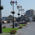 Astrakhan - Promenade sur le quai de la Volga.
