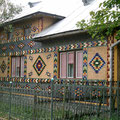 Roumanie -  Des façades en mosaïque.
