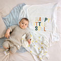 Baby liegend auf Spieldecke von LÄSSIG