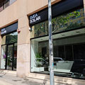 Nuestros inmuebles se encuentran en la Avenida Óscar Esplá, un enclave céntrico y de gran prestigio, ideal para empresas que buscan visibilidad, accesibilidad y una imagen corporativa sólida.