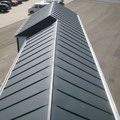 Dacheindeckung Aluminium Stehfalz anthrazit stucco