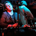 ...auch auf der Lapsteel-Gitarre von Duesenberg fit!!! (Fotos © bluesfeeling.com, all rights reserved)