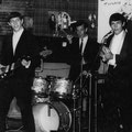 The Black Albinos on stage (1965). vlnr: Leo Bennink, Jan de Jongh, Leo Kappé,  Udo de Jong, Dick Hoppe 