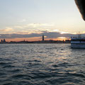 Blick auf Venedig bei einer Überfahrt zum Lido