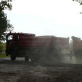 25.10.2011 massive Staubentwicklung durch LKW-Verkehr