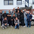 Abfahrt der ersten Gruppe!