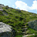 Schön angelegter Steig