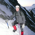 Aufstieg in der Rinne