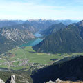 Ammergauer Alpen mit Heiterwanger See und Plansee