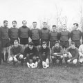 1. Mannschaft ca. 1971/72. Hinten: Scholz, Böhm, Grüneberg, Jantschik, Deiringer, Büsing, Kokoska, Weiß, Horwarth. Vorne: D. Klökler, Bösch (?), Rudolph, Niedermann, Falkenstein, Betreuer Hermann Vogt.