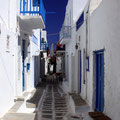 Une ruelle de Mykonos, Île de Mykonos, Grèce.