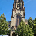 Blick auf die Kirche St. Agnes am Neusser Platz
