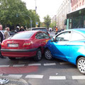 choque de autos jaja y fueron 4  (Berlin)