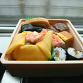 Lunch box