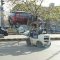 Parkverbotabschleppen auf Pakistanisch
