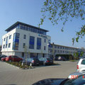 Einsicht Anbau mit Bestand