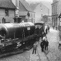 32_654_Nahmer Kleinbahn am Kronenburgplatz um 1901