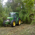 Débroussaillage de terrains boisés